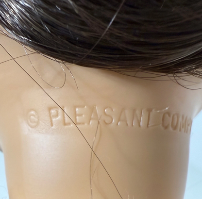 Pleasant Company American Girl of Today RARE 19.1 Dk Brown Hair, Grey Eyes